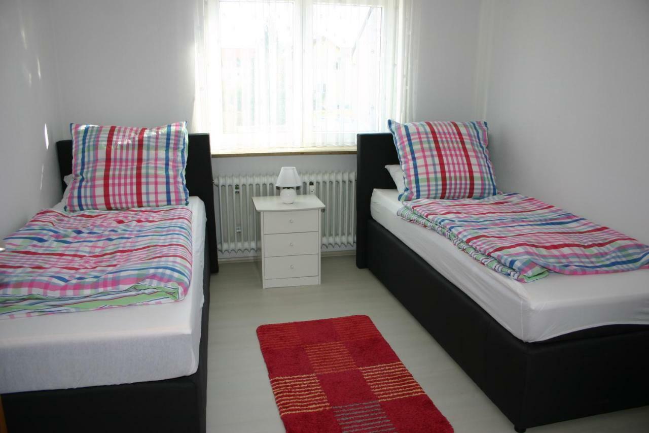 Apartmentbuymetzingen Riederich Esterno foto