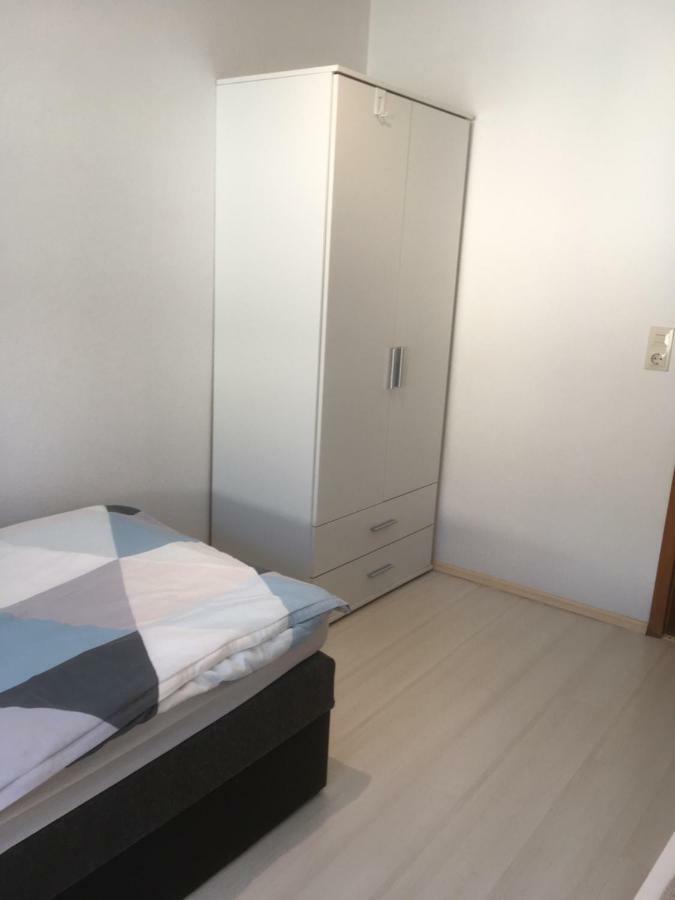 Apartmentbuymetzingen Riederich Esterno foto